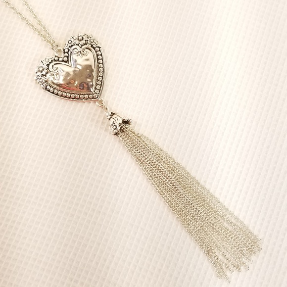 Antique Silver-tone Heart Tassel Necklace Set 3042 - Picture 5 of 6